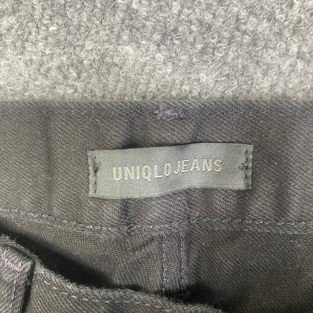 Uniqlo Mens Selvedge Slim Fit Jeans Black Stretch Denim 321-405630 Size 28x34